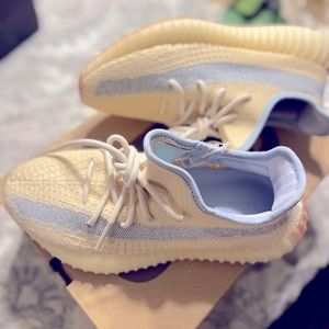 Yeezy 350 Boost Linen
